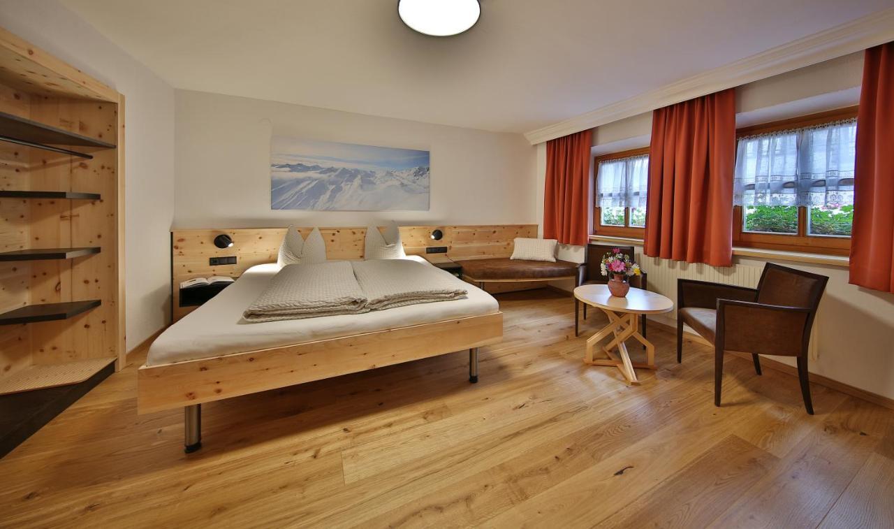 Two-Bedroom Suite,958494262:JPEG